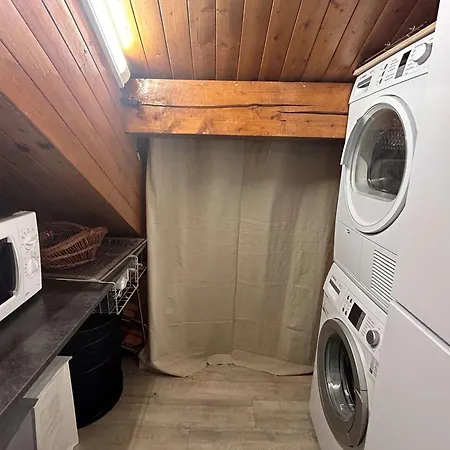 Apartment 3 Pieces Avec Mezzanine Pour 7 Pers., Proche Pistes, Meribel, Parking Et Confort - Fr-1-180-643 *