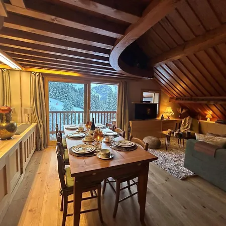 3 Pieces Avec Mezzanine Pour 7 Pers., Proche Pistes, Meribel, Parking Et Confort - Fr-1-180-643 * Les Allues
